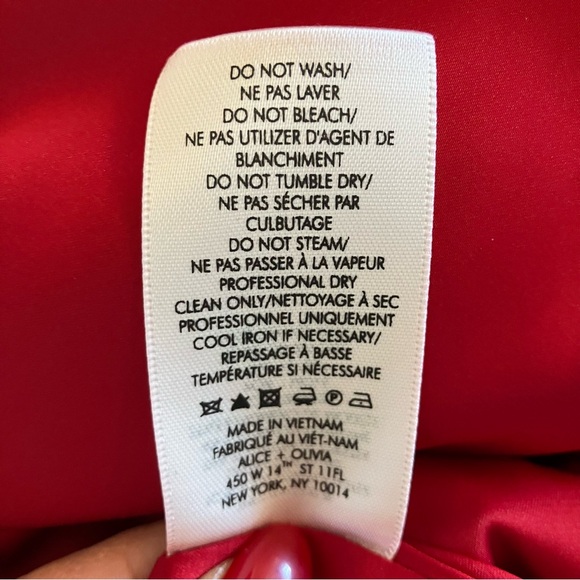 Alice + Olivia Helena Ruby Red Roll Sleeve Structured Blazer Size 2 - Picture 5 of 9